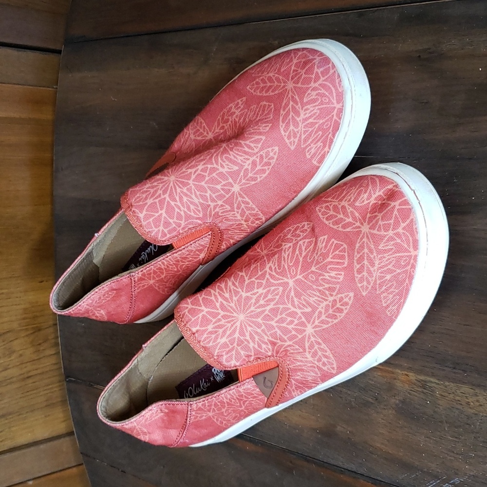 Olukai Pehuea Women's Pow Wow Slip On Sneaker Sz 8.5